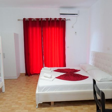 Vila Relax Ksamil Exterior foto